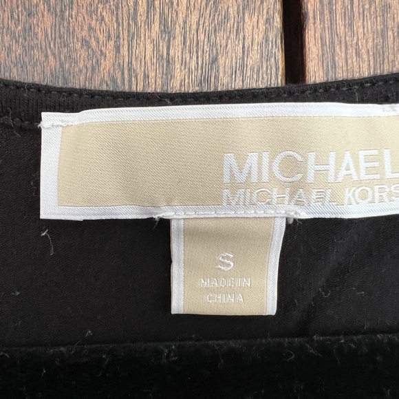 Michael Kors black cold shoulder top - Picture 2 of 3